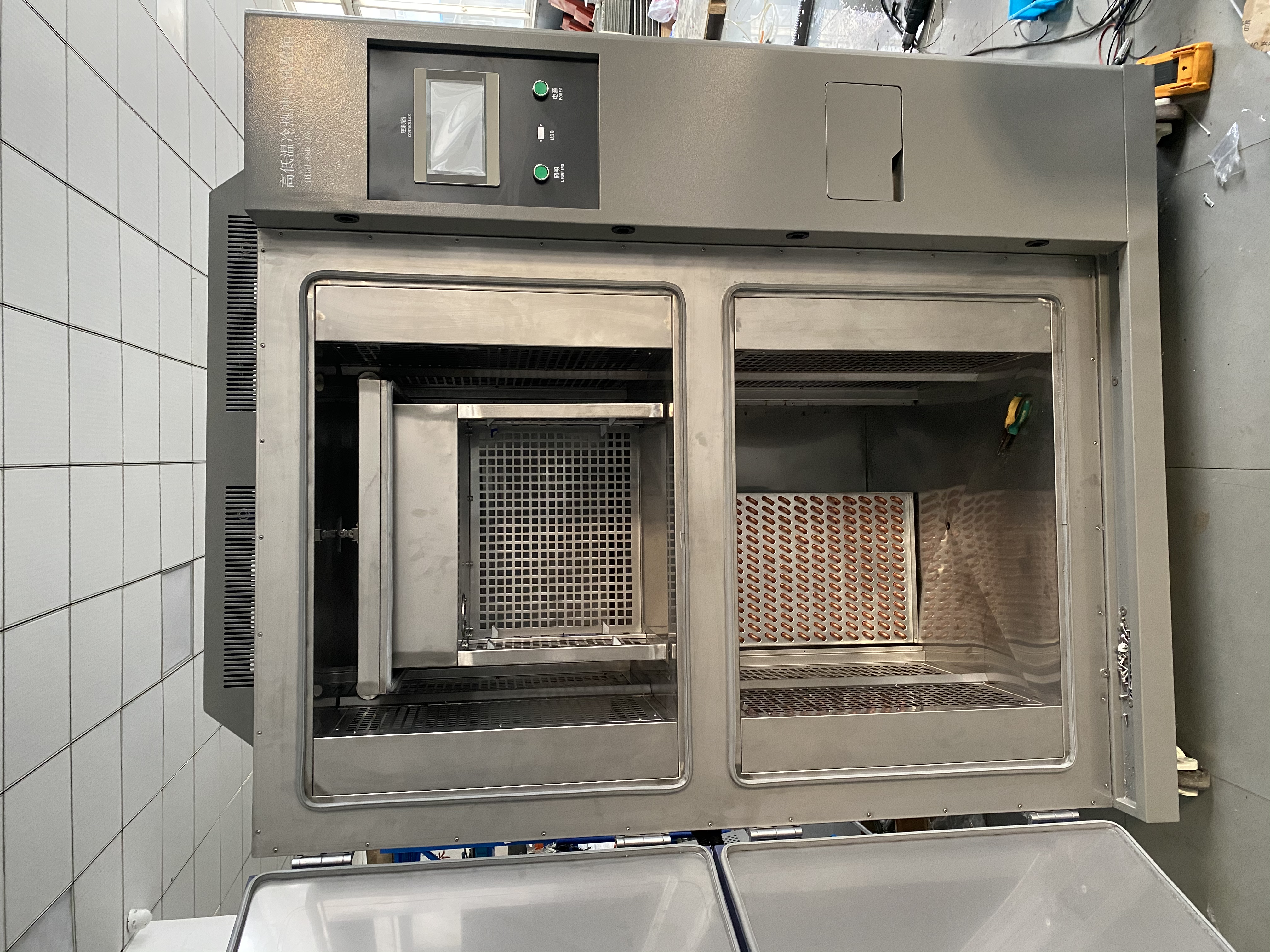 兩廂冷熱沖擊試驗(yàn)箱示意圖

兩廂冷熱沖擊試驗(yàn)箱